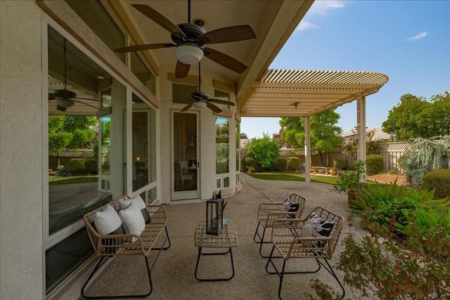 112 Lakefield Ct, Lincoln, CA 95648