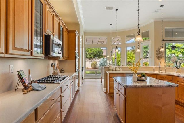 112 Lakefield Ct, Lincoln, CA 95648