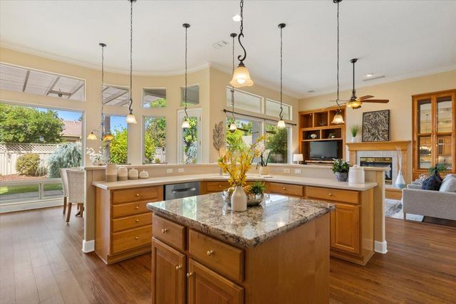 112 Lakefield Ct, Lincoln, CA 95648