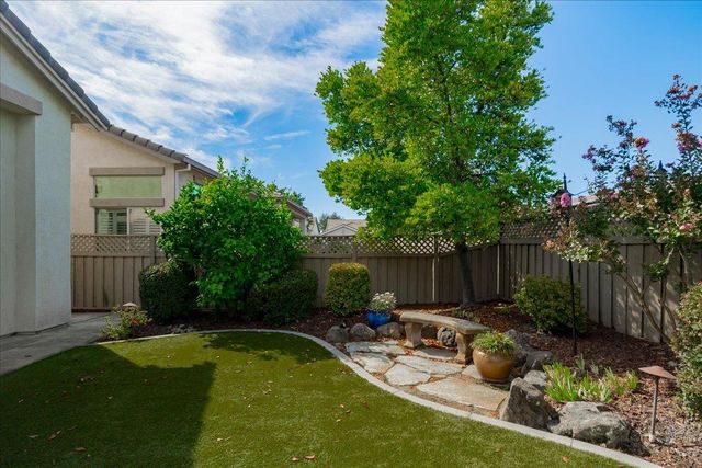 112 Lakefield Ct, Lincoln, CA 95648