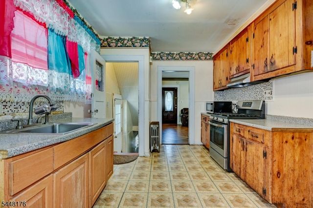 47 BOYDEN PKWY, Maplewood Twp., NJ 07040
