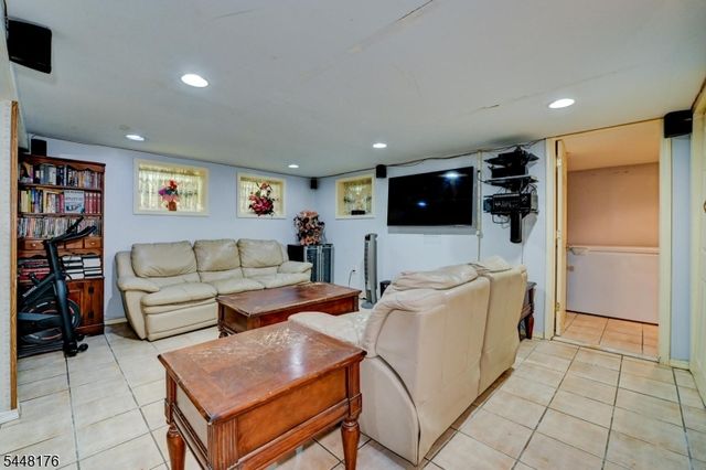 47 BOYDEN PKWY, Maplewood Twp., NJ 07040