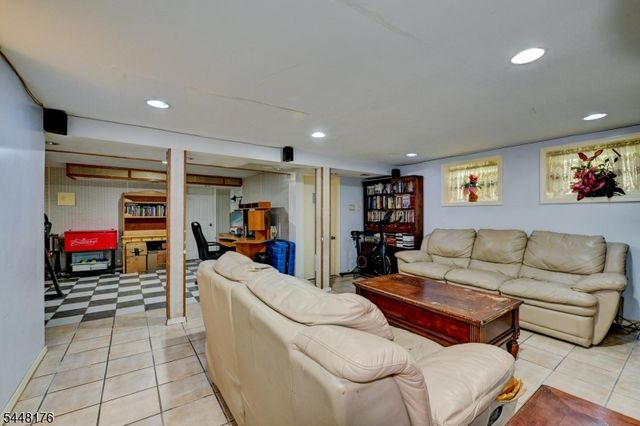 47 BOYDEN PKWY, Maplewood Twp., NJ 07040