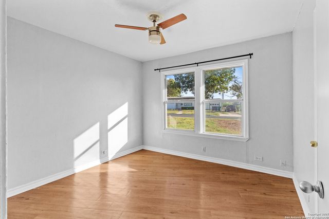 215 Glad, San Antonio, TX 78223