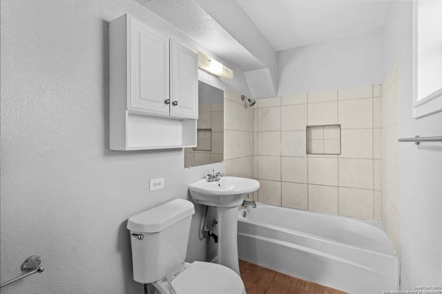 215 Glad, San Antonio, TX 78223
