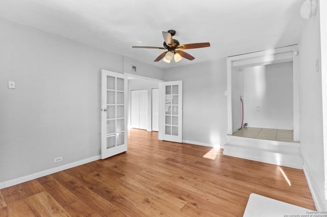 215 Glad, San Antonio, TX 78223