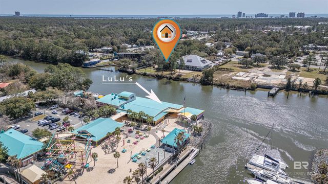 226 E 24th Avenue 15, Gulf Shores, AL 36542