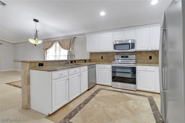 15028 Savannah DR, Naples, FL 34119