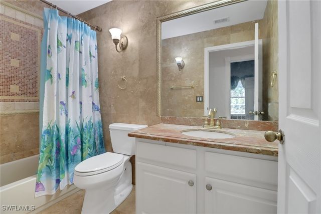 15028 Savannah DR, Naples, FL 34119