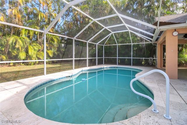 15028 Savannah DR, Naples, FL 34119
