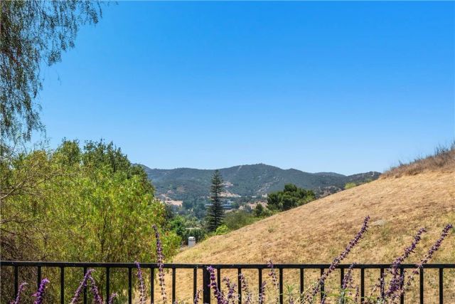 2288 Ranch View Place, Thousand Oaks, CA 91362