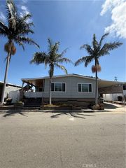 2601 E Victoria 510, Rancho Dominguez, CA 90220