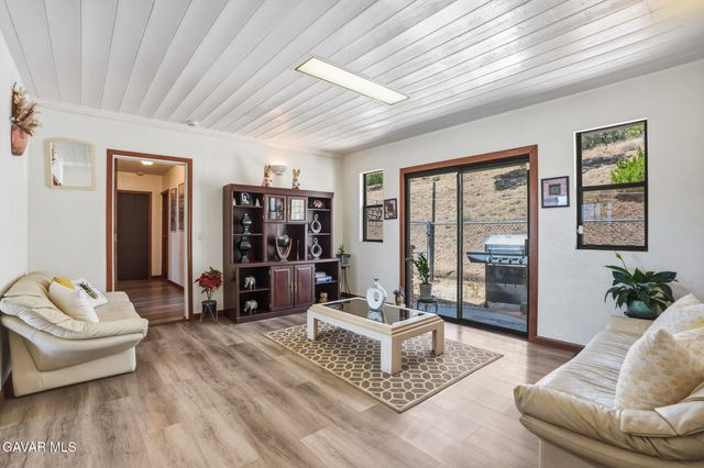 1661 Twin Butte Road, Palmdale, CA 93551
