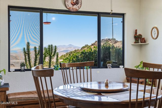 1661 Twin Butte Road, Palmdale, CA 93551