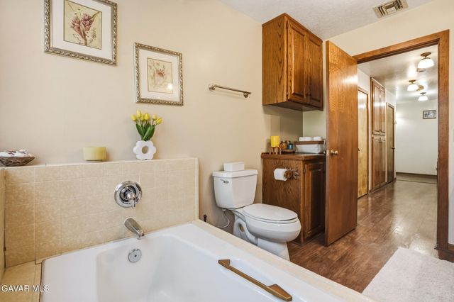 1661 Twin Butte Road, Palmdale, CA 93551