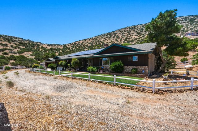 1661 Twin Butte Road, Palmdale, CA 93551