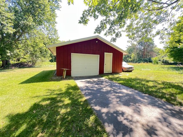 7260 Childsdale Avenue, Rockford, MI 49341