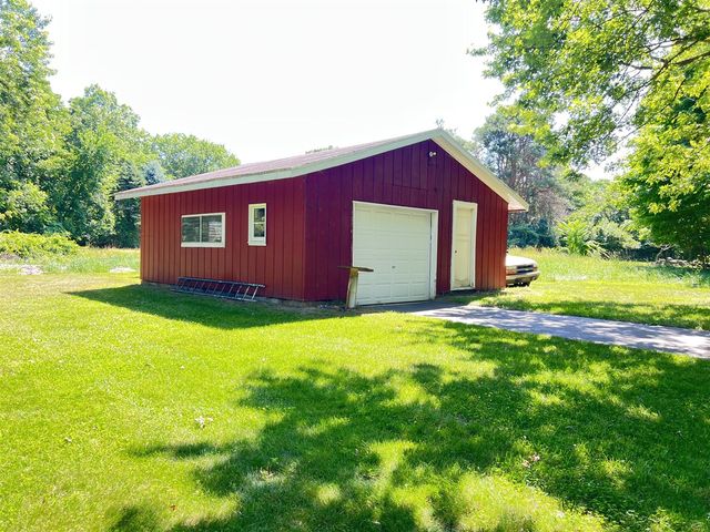 7260 Childsdale Avenue, Rockford, MI 49341