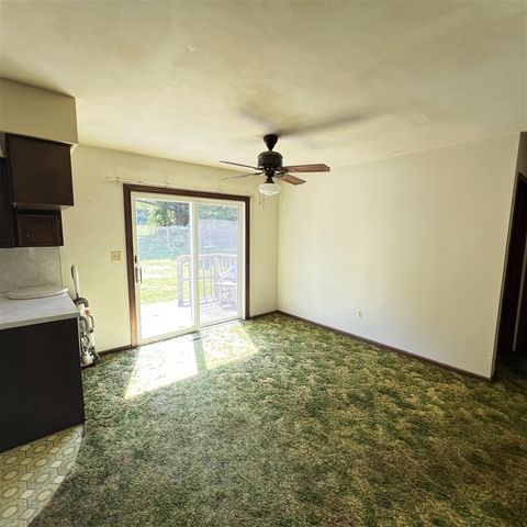 7260 Childsdale Avenue, Rockford, MI 49341