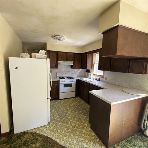 7260 Childsdale Avenue, Rockford, MI 49341