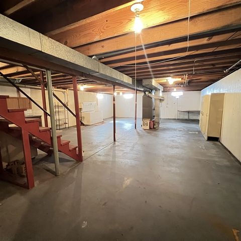 7260 Childsdale Avenue, Rockford, MI 49341
