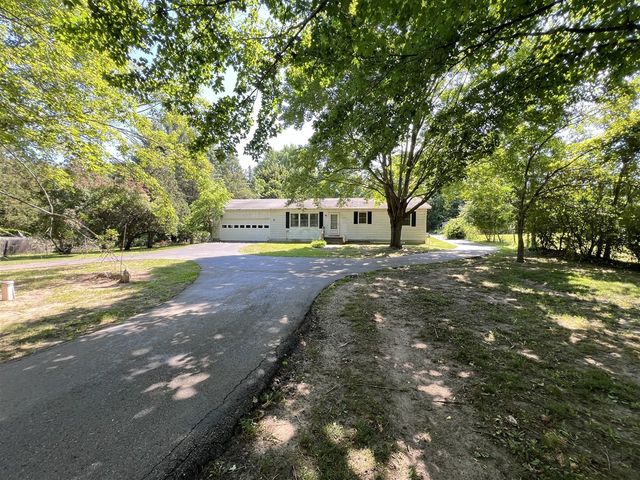 7260 Childsdale Avenue, Rockford, MI 49341