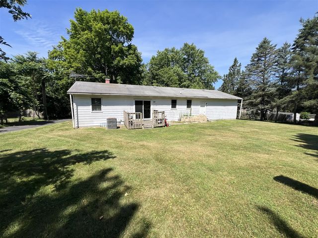 7260 Childsdale Avenue, Rockford, MI 49341