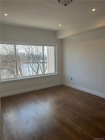 240-250 Pelham Road, New Rochelle, NY 10805