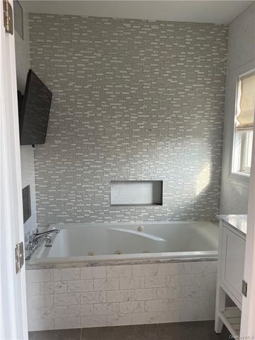 240-250 Pelham Road, New Rochelle, NY 10805