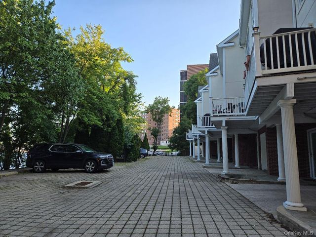 240-250 Pelham Road, New Rochelle, NY 10805
