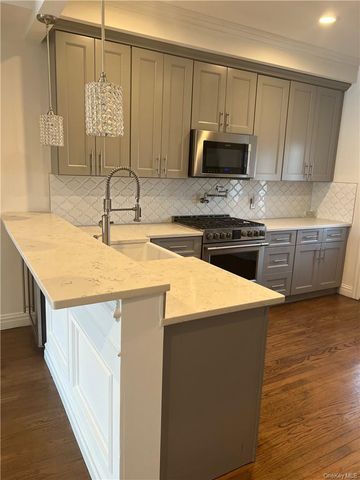 240-250 Pelham Road, New Rochelle, NY 10805