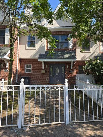240-250 Pelham Road, New Rochelle, NY 10805