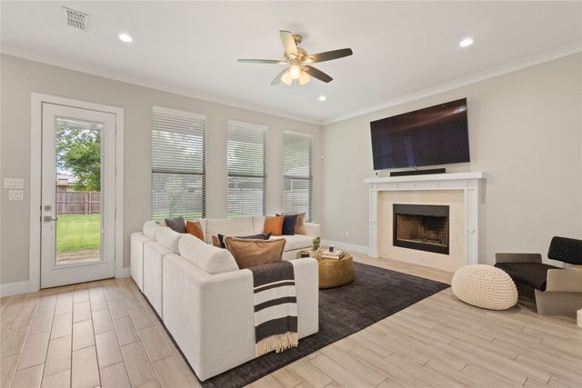 2027 Shaw Street, Dallas, TX 75212