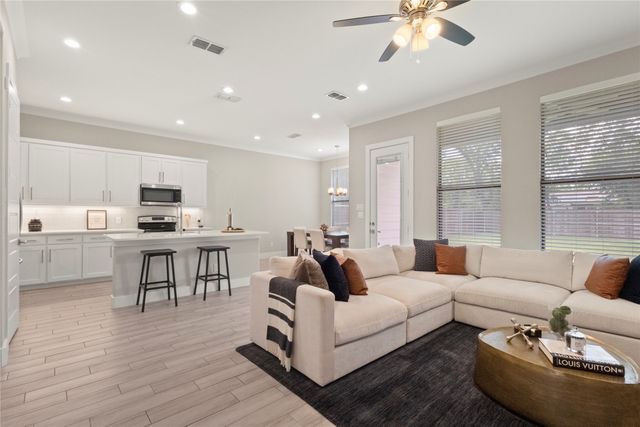 2027 Shaw Street, Dallas, TX 75212