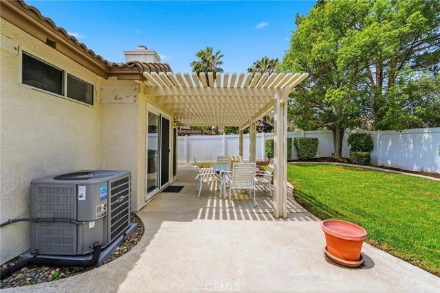 696 Avondale Drive, Corona, CA 92879