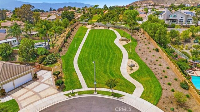 696 Avondale Drive, Corona, CA 92879