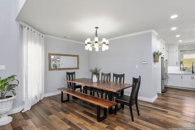 15902 Socorro Falls, Helotes, TX 78023