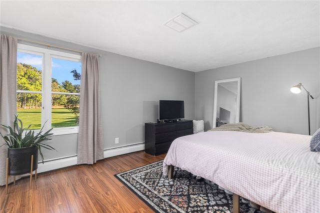 58 Needle Grove Point D, North Providence, RI 02904