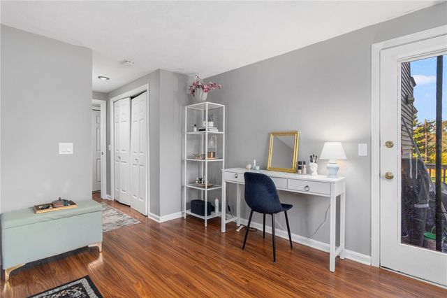 58 Needle Grove Point D, North Providence, RI 02904