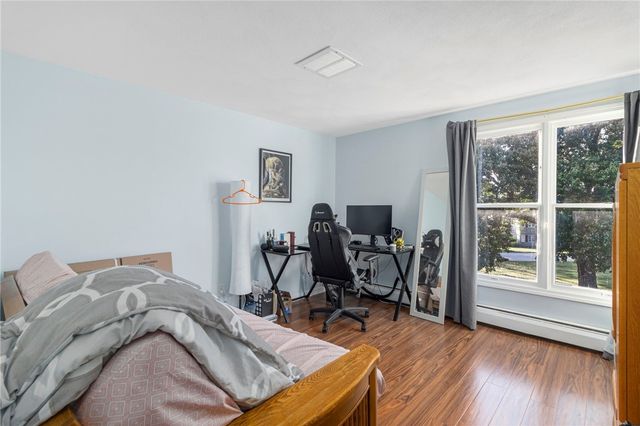 58 Needle Grove Point D, North Providence, RI 02904