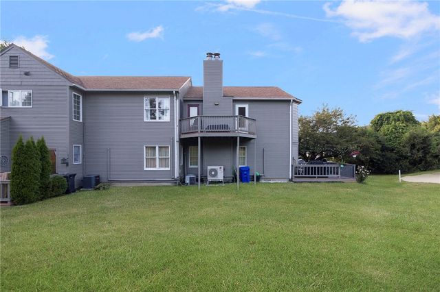 58 Needle Grove Point D, North Providence, RI 02904