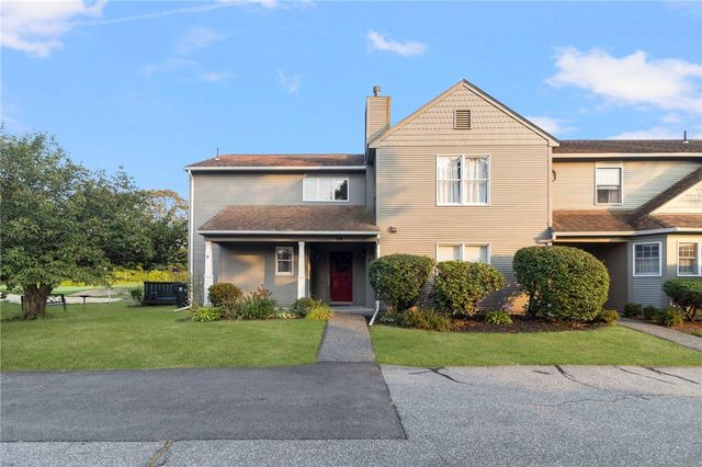 58 Needle Grove Point D, North Providence, RI 02904