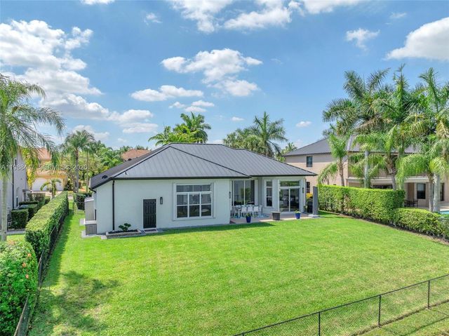 15977 SW 13th Street, Pembroke Pines, FL 33027