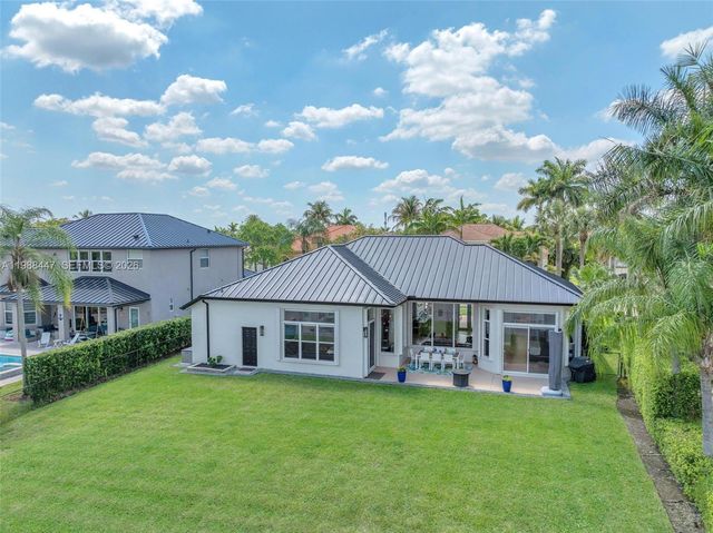 15977 SW 13th Street, Pembroke Pines, FL 33027