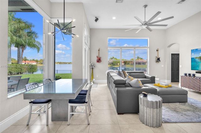 15977 SW 13th Street, Pembroke Pines, FL 33027