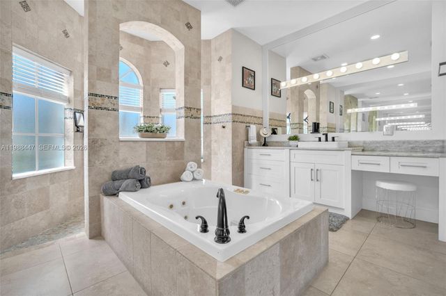 15977 SW 13th Street, Pembroke Pines, FL 33027