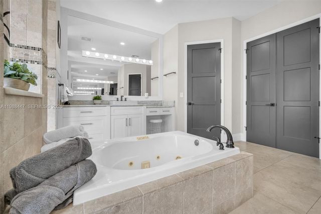 15977 SW 13th Street, Pembroke Pines, FL 33027