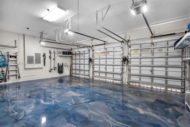 15977 SW 13th Street, Pembroke Pines, FL 33027