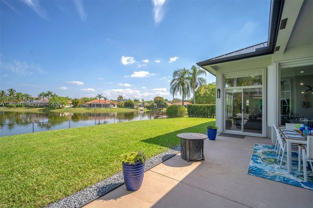 15977 SW 13th Street, Pembroke Pines, FL 33027