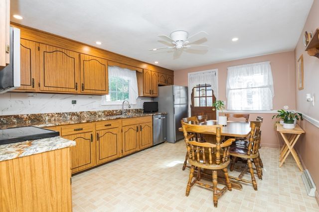 19 Sabino Farm Rd, Peabody, MA 01960